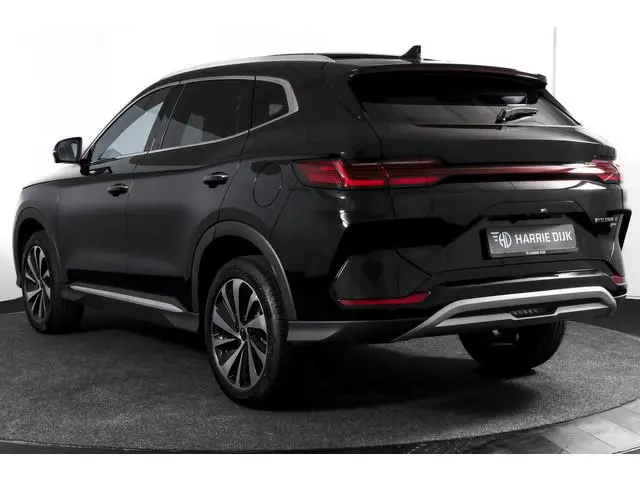 BYD SEAL U