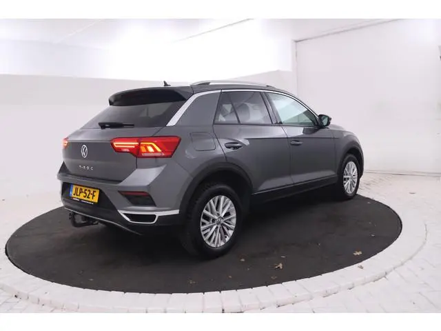 Volkswagen T-Roc 1.5 TSI Sport 150PK, Automaat, Apple carplay, Climate,