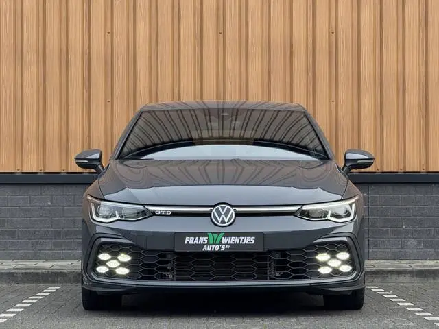 Volkswagen Golf 2.0 TDI GTD | 200 PK! | Apple Carplay | Android Auto | Sfeerverlichting | Navigatie...