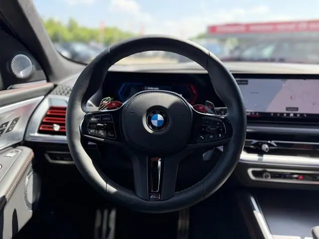 BMW XM