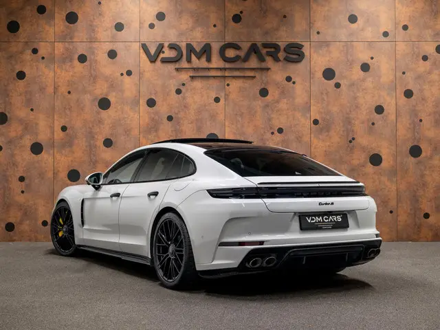 Porsche Panamera 4.0 Turbo S E-Hybrid | Aerokit Carbon | Sportuitlaatsysteem | Burmester 3D |