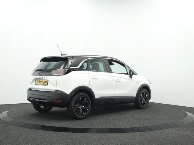 Opel Crossland 1.2 Turbo GS Line | Trekhaak | All season | Carplay nav