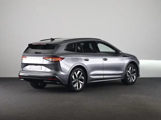 Skoda Enyaq 60 Sportline 204pk | Panoramadak | Adaptive Cruise | Blind Sot | Elek. stoel | Stuurverw...