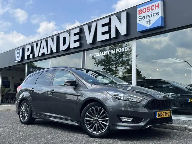 Ford Focus Wagon 1.5 EcoBoost ST-Line 150pk/110kW 6-bak | Trekhaak | Technology Pack | Winter Pack |...