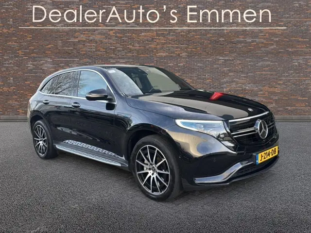 Mercedes-Benz EQC 400 4MATIC AMG 80 kWh ECC LED NAVI