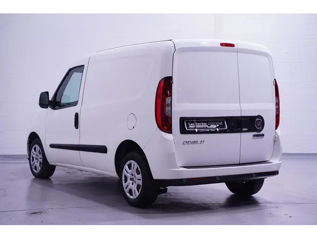 Fiat Doblo 1.3 MJet 95 pk L1 Navi, Airco, Cruise Control Laadruimte Pakket, PDC achter, 3-Zits
