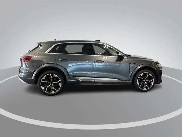 Audi e-tron S 503pk Quattro 95 kWh · SOH 95,3% · Panoramadak · Stoelventilatie · Luchtvering · 360gr...