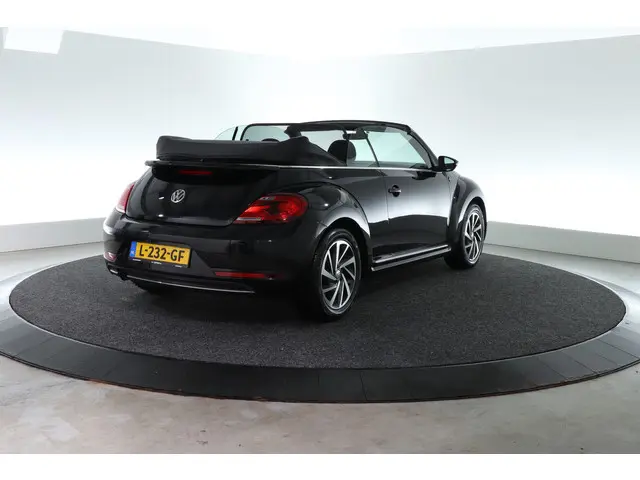 Volkswagen Beetle Cabriolet | 1.2 TSI Exclusive Series | CARPLAY | AIRCO | STOELVERW. |
