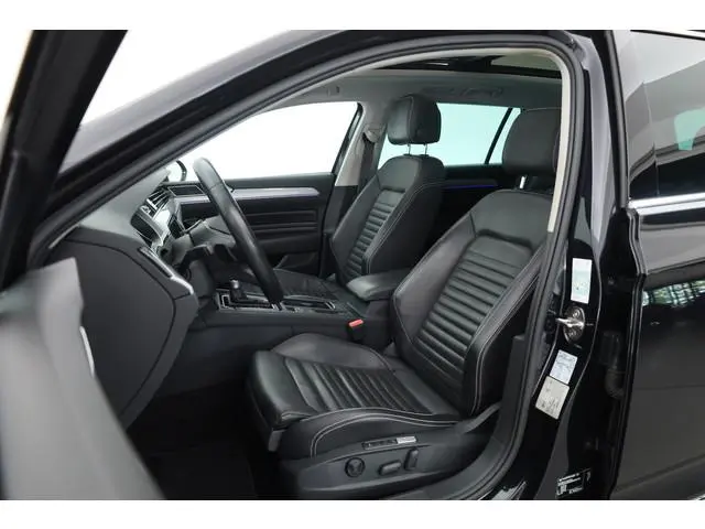 Volkswagen Passat Variant 1.4 TSI PHEV GTE Business | SOH 91,3% | Pano | HUD | Leder | Elek. Trekhaa...