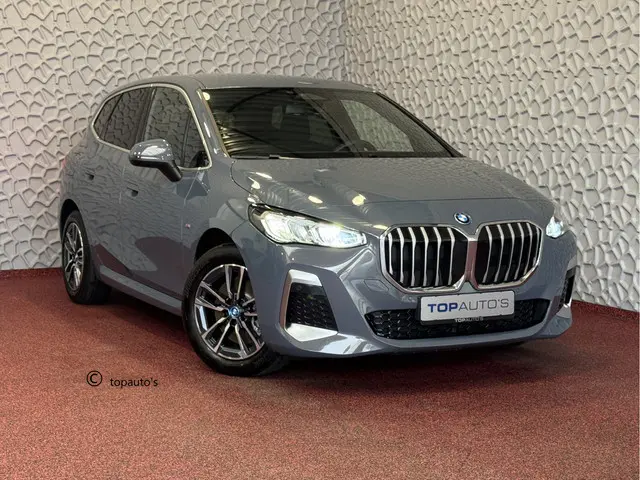 BMW 2-serie Active Tourer ✅ 230E ✅ M-SPORT ELEK.KLEP CAMERA WEGKLAPBARE.TREKHAAK AWD 4X4 4WD M-Sport...