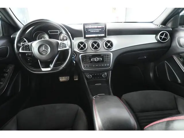 Mercedes-Benz GLA-klasse 250 Automaat 4Matic Edition AMG Clima Navigatie Stoelverwarming Rijklaarpri...