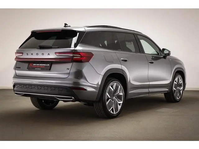 Skoda Kodiaq 1.5 TSI PHEV Sportline Business | WINTER PACK | PANORAMADAK | ACHTERBANKVERWARMING | TR...
