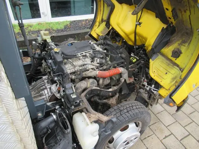 FUSO Canter
