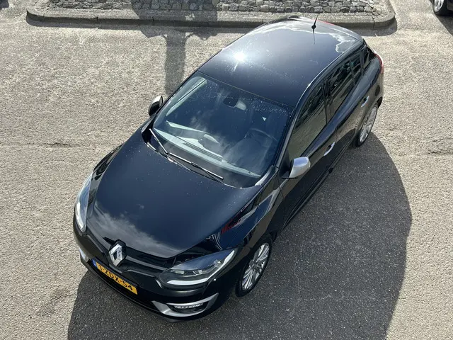 Renault Mégane 1.2 TCe GT-Line HALF LEER CRUISE ECC LMV