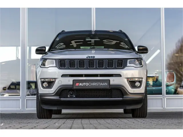 Jeep Compass 4xe 240 Plug-in Hybrid Electric S | Rijklaar | Pano | Alpine Sound 
