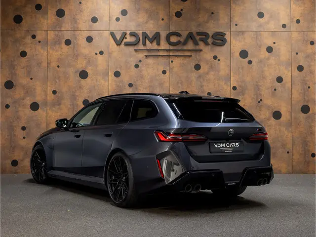 BMW 5-serie Touring M5 | M Driver's Pack | Pano | Bowers & Wilkins | Comfort Pack |