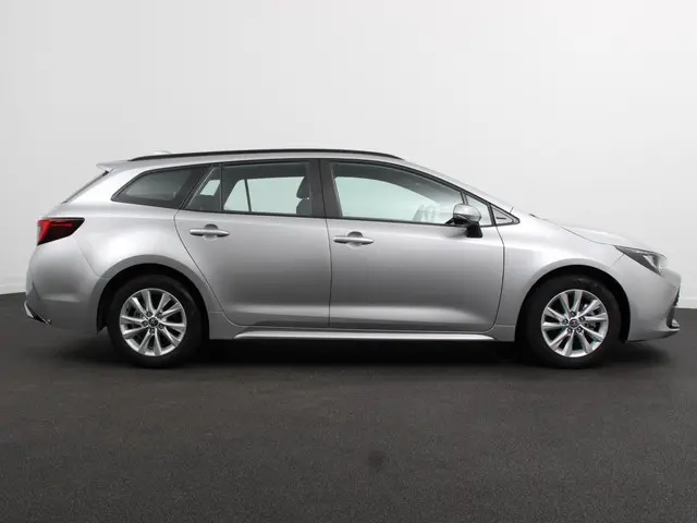 Toyota Corolla Touring Sports