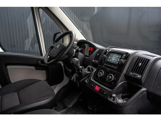 Citroën Jumper 35 2.0 BlueHDi  | Bakwagen | Uniek laadsysteem | Camera | Cruise | Navi | Airco