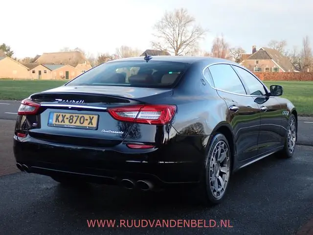 Maserati Quattroporte