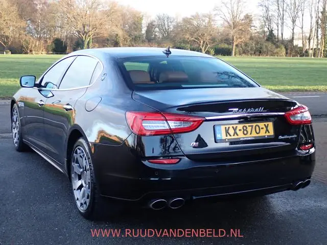 Maserati Quattroporte