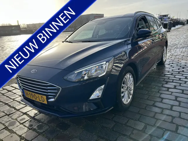 Ford Focus Wagon 1.5 EcoBoost Titanium Business navi/camera airco/ecc
