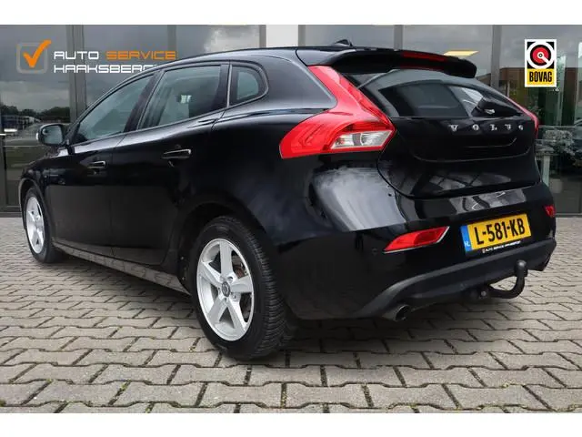 Volvo V40 1.6 T2 Summum | Trekhaak | PDC |