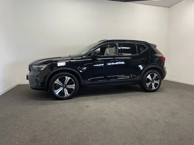 Volvo XC40 1.5 T5 Plug-in hybrid Ultimate Dark