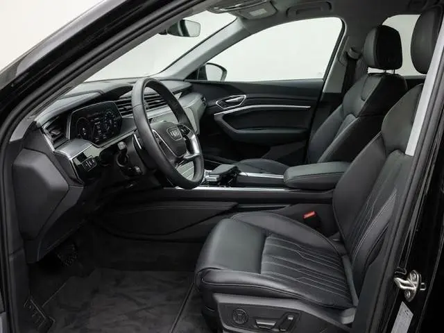 Audi Q8 e-tron
