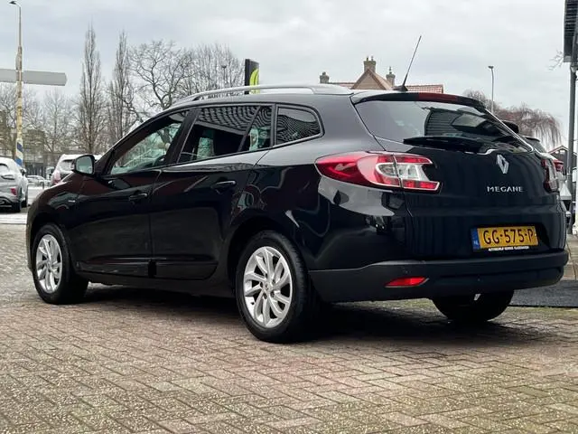 Renault Mégane Estate 1.2 TCe Limited. | NAVIGATIE | CRUISE CONTROL | CLIMATE CONTROL |