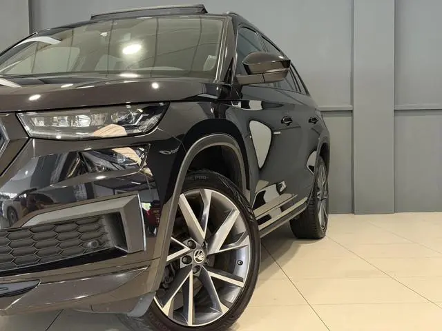Skoda Kodiaq 1.5 TSI Sportline Business | Trekhaak | Panorama dak | Hoge instap |