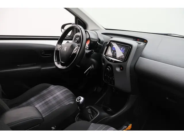 Peugeot 108 1.0 e-VTi Active 5-Deurs, Airco, Cruise, Bluetooth, Elektrisch Pakket, Radio