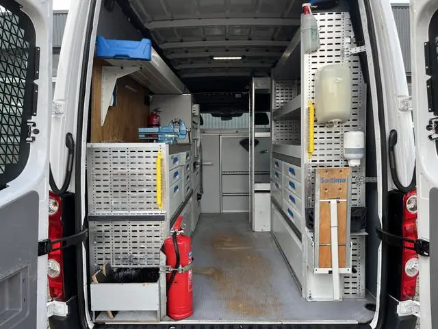 Volkswagen Crafter 35 2.0 TDI L2H2 Kast Inrichting Trekhaak 3500kg Omvormer Standkachel Airco Cruise...