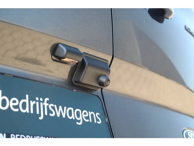 Ford E-Transit Custom