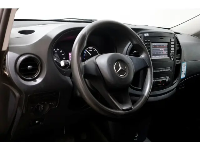 Mercedes-Benz eVito