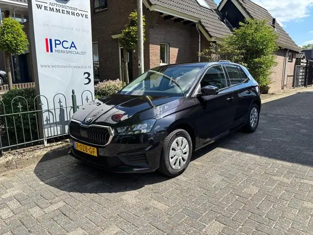ŠKODA Fabia 1.0 TSI Automaat Ambition Business Automaat Automaat/Nieuw model/Trekhaak/Airco-Ecc/Navi