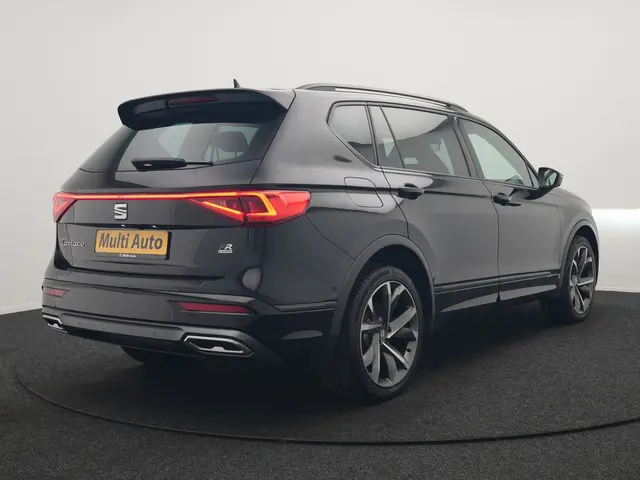 SEAT Tarraco 1.4 TSI e-Hybrid FR PHEV 245pk Dealer O.H. | Adaptive Cruise | Camera | Alcantara Sport...
