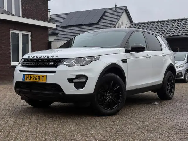 Land Rover Discovery Sport 2.0 Si4 4WD SE - Elek. Verw. stoelen V+A, Cruise, Pano, Stuurverw., Navi,...