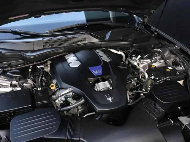 Maserati Quattroporte