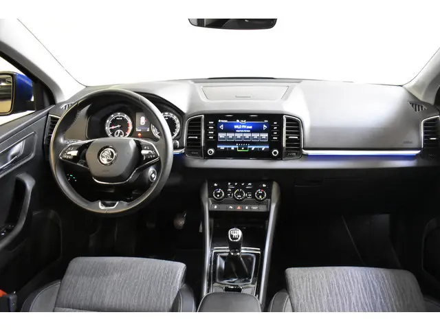 ŠKODA Karoq 1.5 TSI 150PK ACT BUSINESS EDITION PLUS CAMERA/NAVI/TREKHAAK