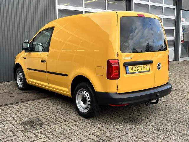 Volkswagen Caddy 2.0 TDI L1H1 Airco Cruise controle Trekhaak 1400kg trekgewicht Parkeersensoren acht...