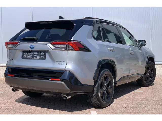 Toyota RAV4 2.5 Hybrid AWD Bi-Tone