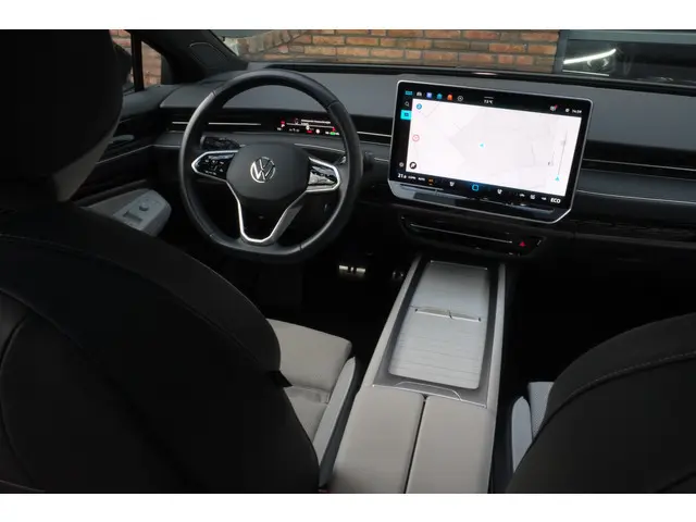 Volkswagen ID.7 Tourer 1st Edition 77 kWh Warmtepomp, Panoramadak, Trekhaak, Head-up display, El stoelen, 360° Camera