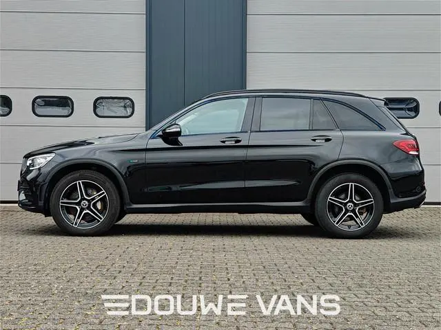 Mercedes-Benz GLC 300e 4MATIC AMG Panorama Leder Night Pakket Memory Navi Elek. stoelen