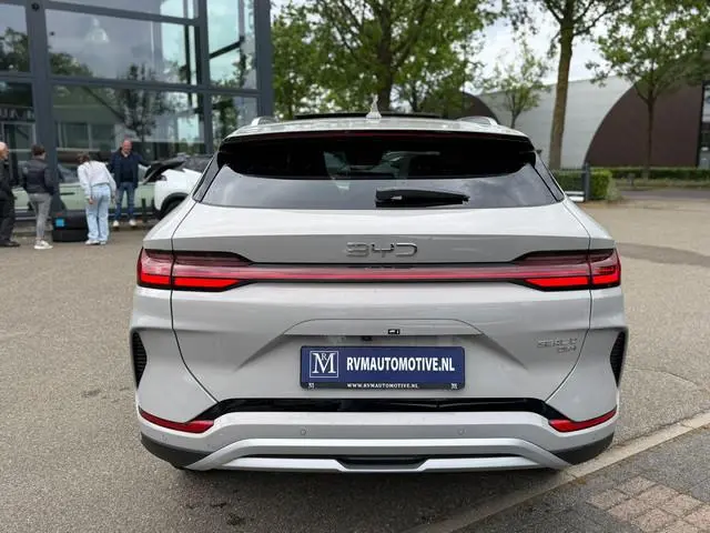 BYD SEAL U