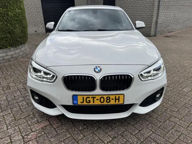 BMW 1-serie 118i Automaat/M Sport/LED/Stoelverwarming