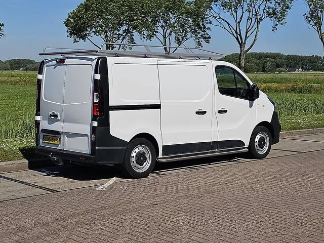 OPEL VIVARO 1.6 l1h1 imperiaal 3-zit