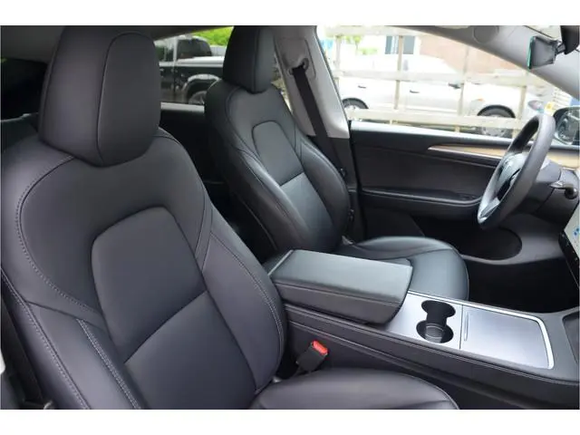 Tesla Model Y RWD 58 kWh AutoPilot3.0 Ryzen