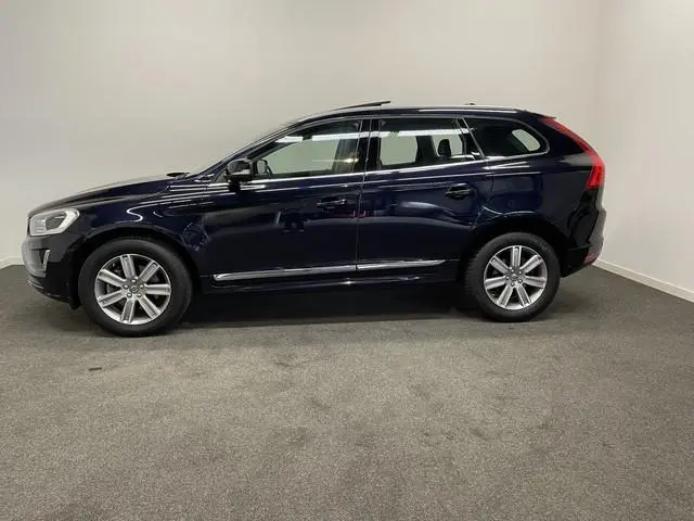 Volvo XC60 2.0 T5 245pk AUT8 Summum Schuifdak/ Leer/ Mem stoel/ Camera/ Verw. voorruit