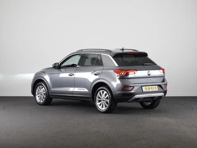 Volkswagen T-Roc Life Edition 1.5 110 kW / 150 pk TSI SUV 7 versn. | Verlengde garantie | Private le...