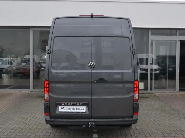 Volkswagen Bedrijfswagens Crafter 35 Trendline 2.0 TDI 140pk L3H3 · Tussenschot · Trekhaak · Alarm ·...